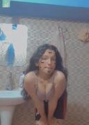 جورجينا درويش تداعب صدرها العاري فيديو مثير