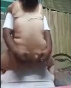 راجلين يدخلو ازبارهم مره واحده