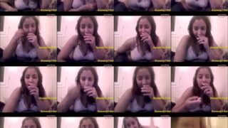 شرموطه مصريه بتعرض لعشيقها وتقول شايف كسي عايز يتناك